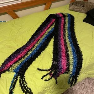 Ladies scarf